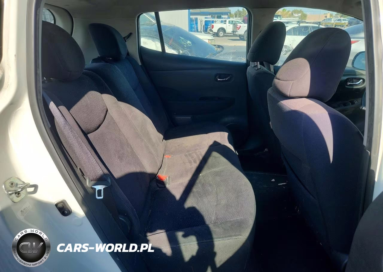 2015 Nissan Leaf Sv VIN:1N4AZ0CPXFC326470 - 10