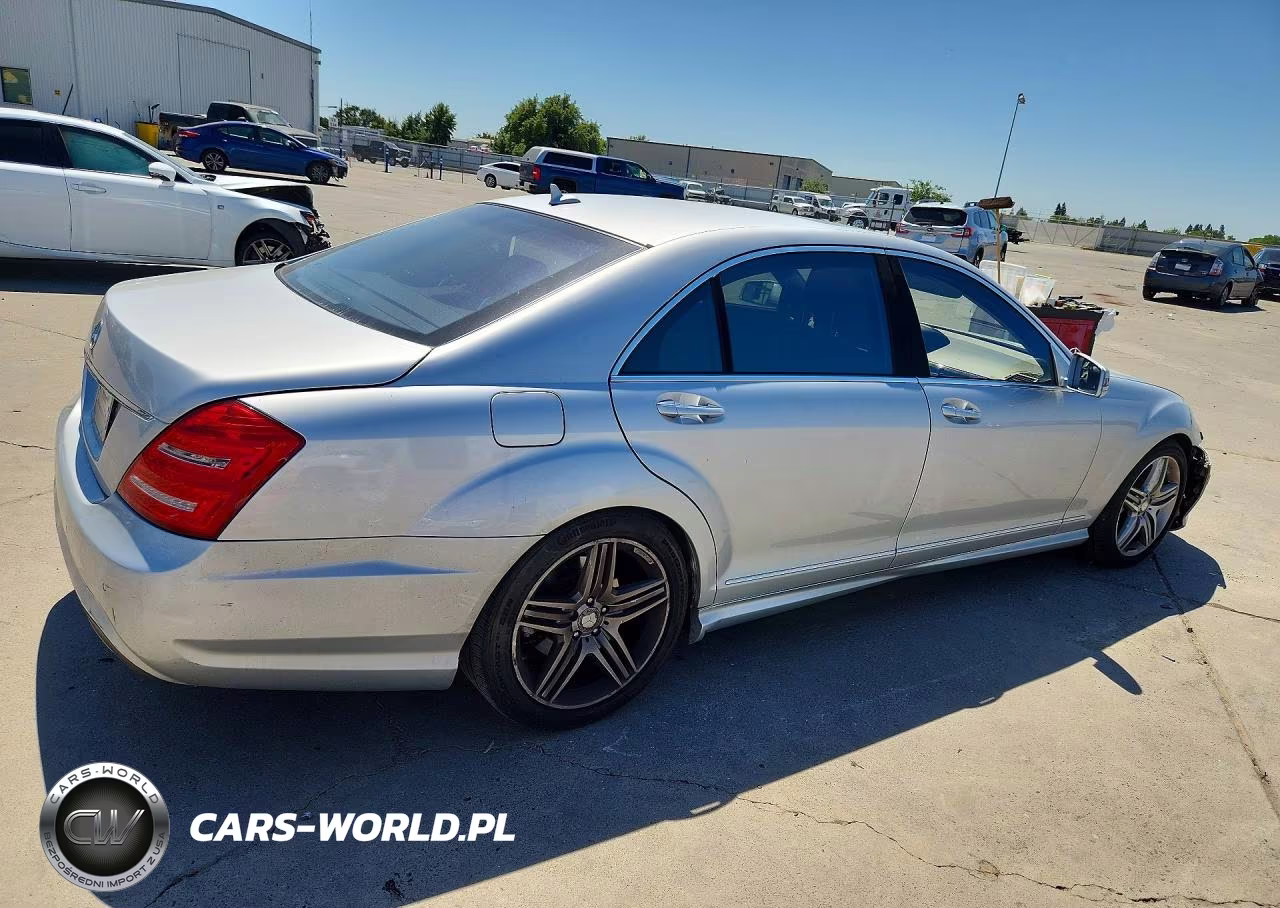 2013 Mercedes-Benz S 550 VIN:WDDNG7DB7DA511460 - 3