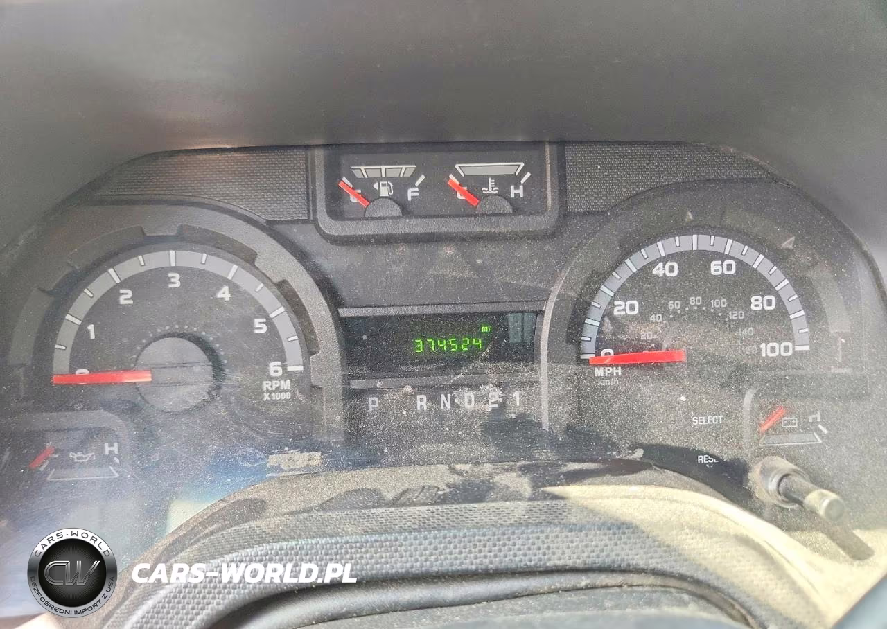 2010 Ford E250 Delivery Van VIN:1FTNE2EL1ADA69182 - 9