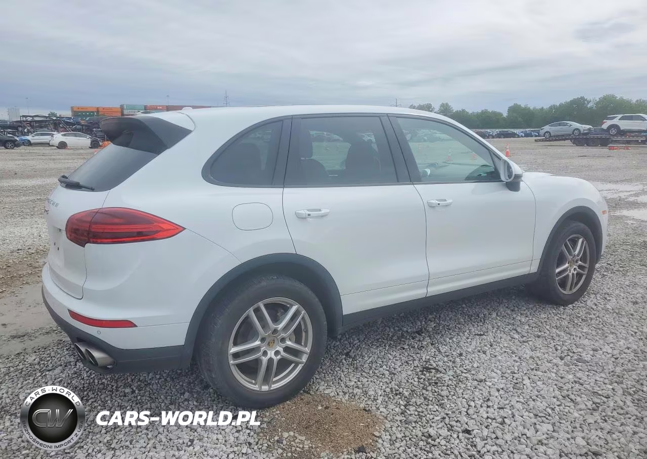 2015 Porsche Cayenne S VIN:WP1AB2A27FLA61149 - 3