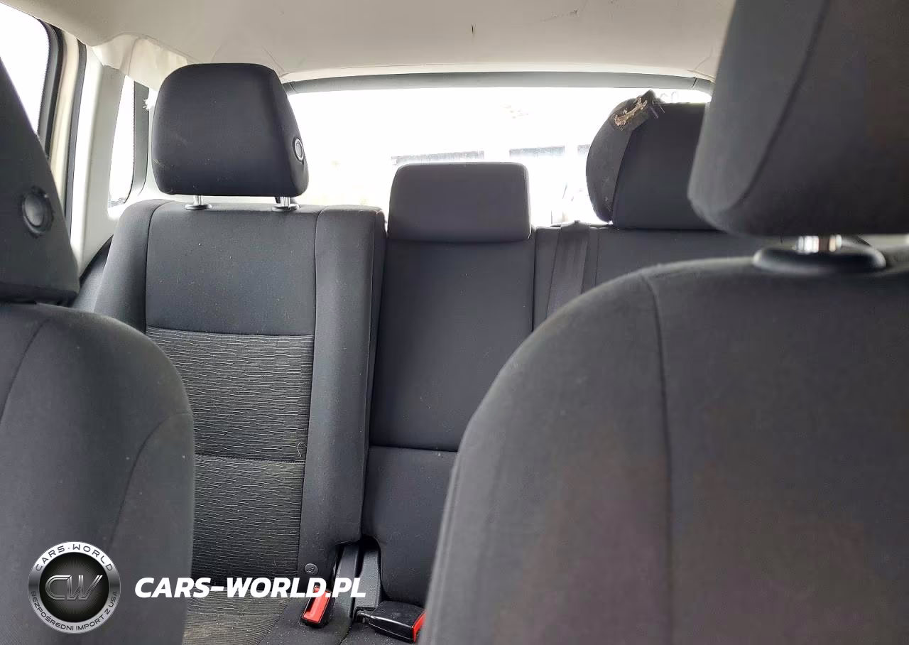 2015 Volkswagen Tiguan S VIN:WVGAV7AX0FW594505 - 10