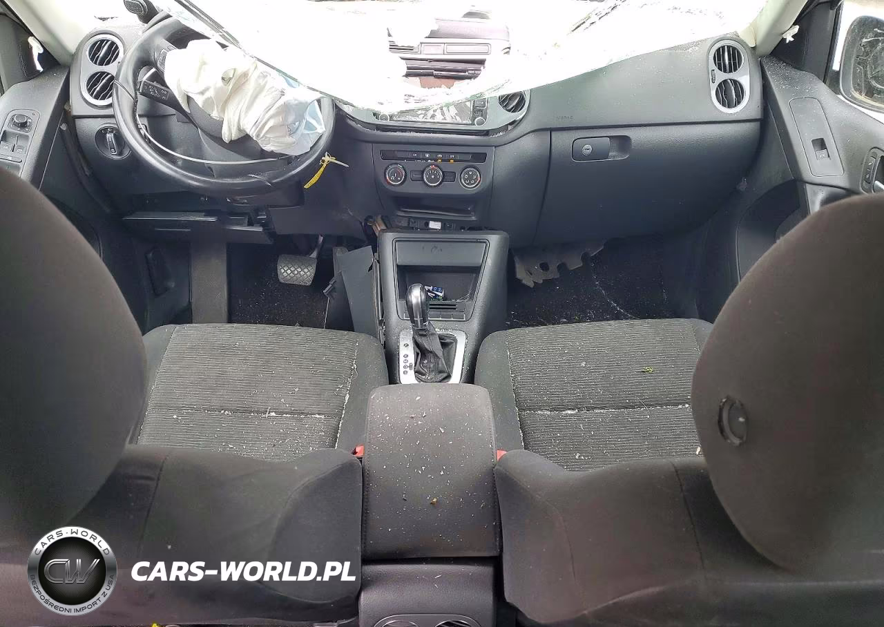 2015 Volkswagen Tiguan S VIN:WVGAV7AX0FW594505 - 8