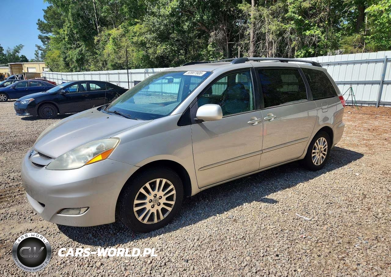 2010 Toyota Sienna Xle