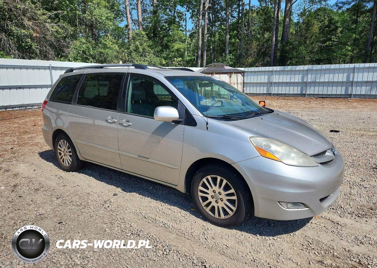 2010 Toyota Sienna Xle VIN:5TDYK4CCXAS301643 - 4