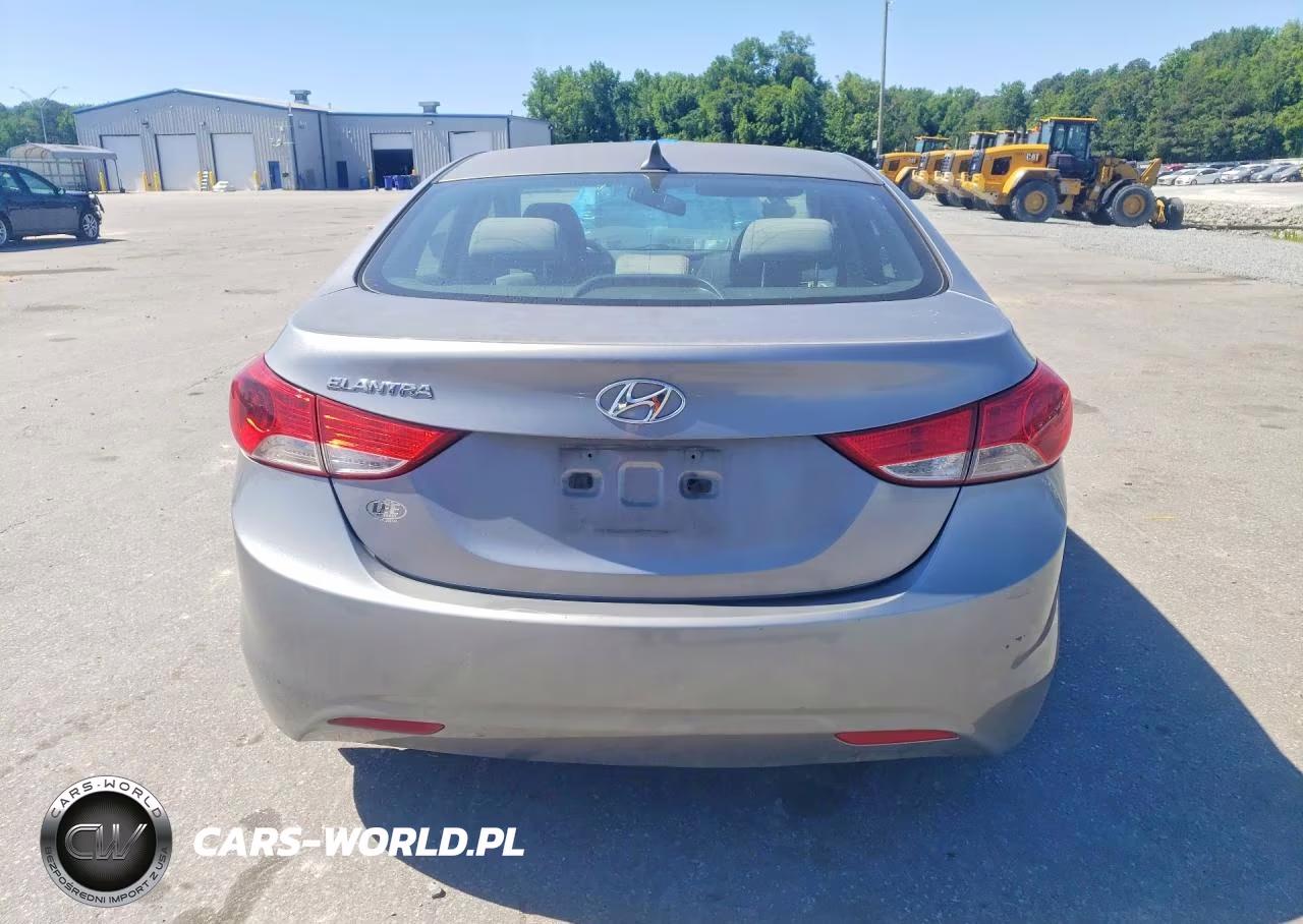 2013 Hyundai Elantra Gls VIN:KMHDH4AE7DU557316 - 6