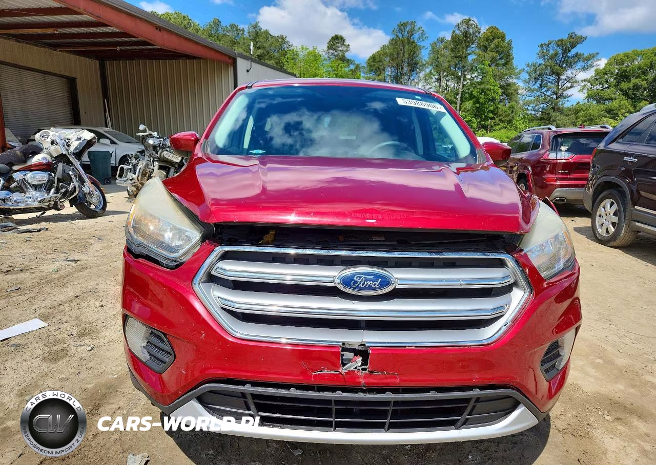 2017 Ford Escape Se VIN:1FMCU0GD7HUE62856 - 5