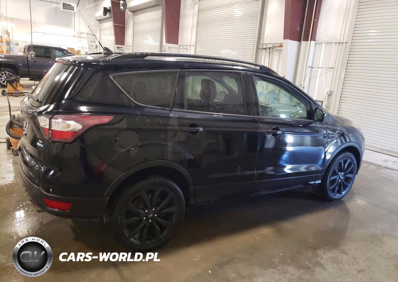 2018 Ford Escape Se VIN:1FMCU9GD1JUC31347 - 3