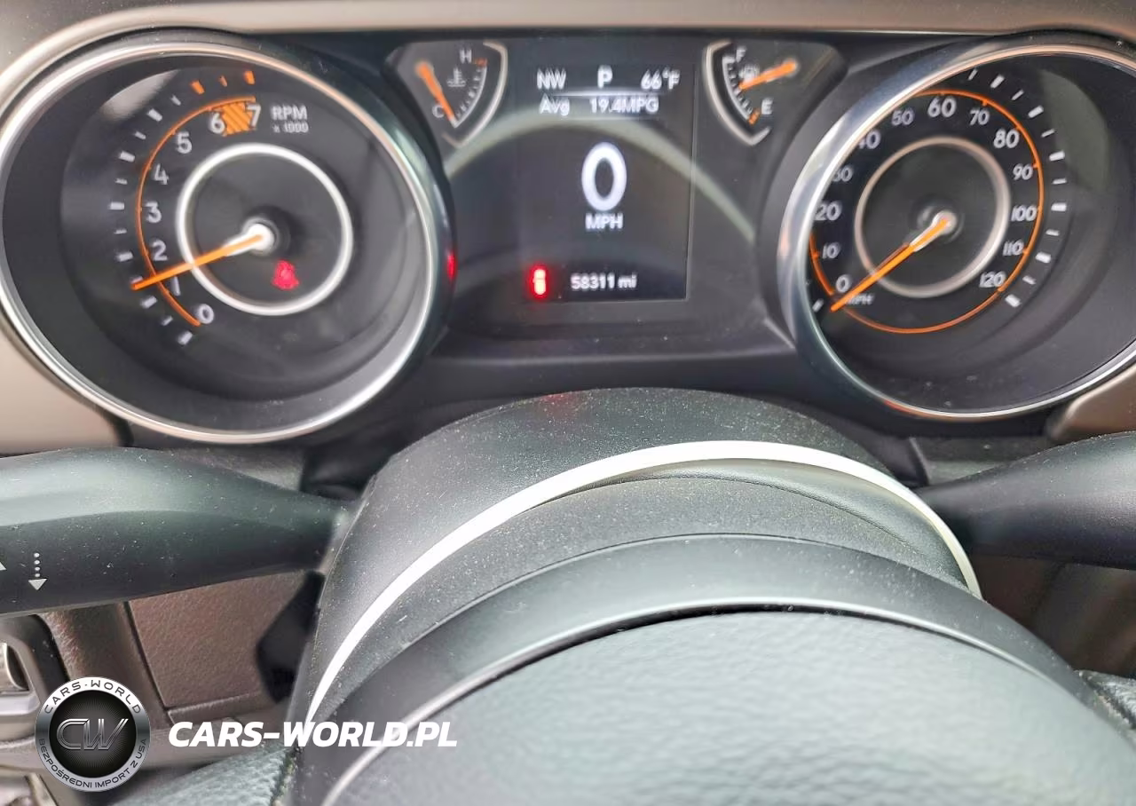 2018 Jeep Wrangler Unlimited Sport VIN:1C4HJXDN3JW262737 - 9