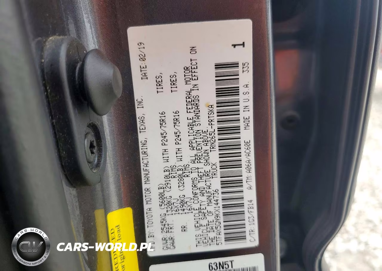 2019 Toyota Tacoma Sr VIN:5TFAX5GN9KX144736 - 12