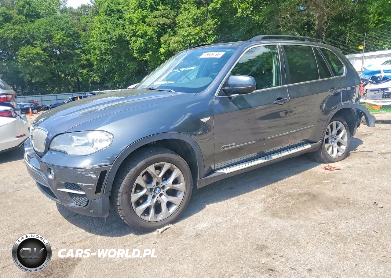 2013 BMW X5 xDrive35I – zdjęcie 1 z 12