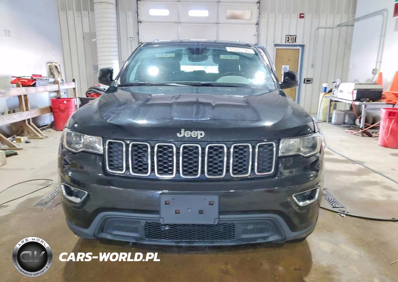 2018 Jeep Grand Cherokee Laredo VIN:1C4RJFAG5JC287130 - 5