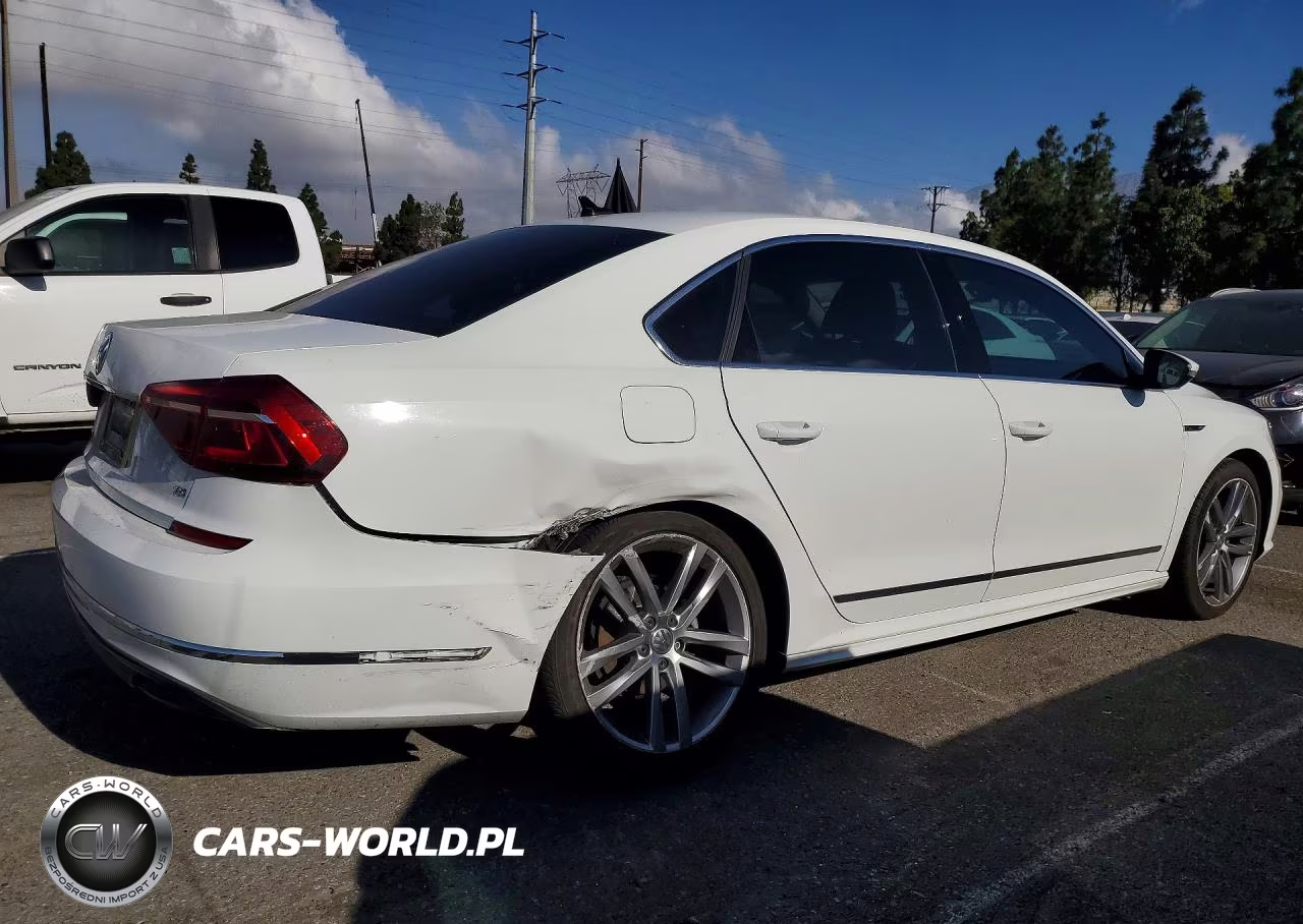 2017 Volkswagen Passat R-Line VIN:1VWDT7A30HC053556 - 3