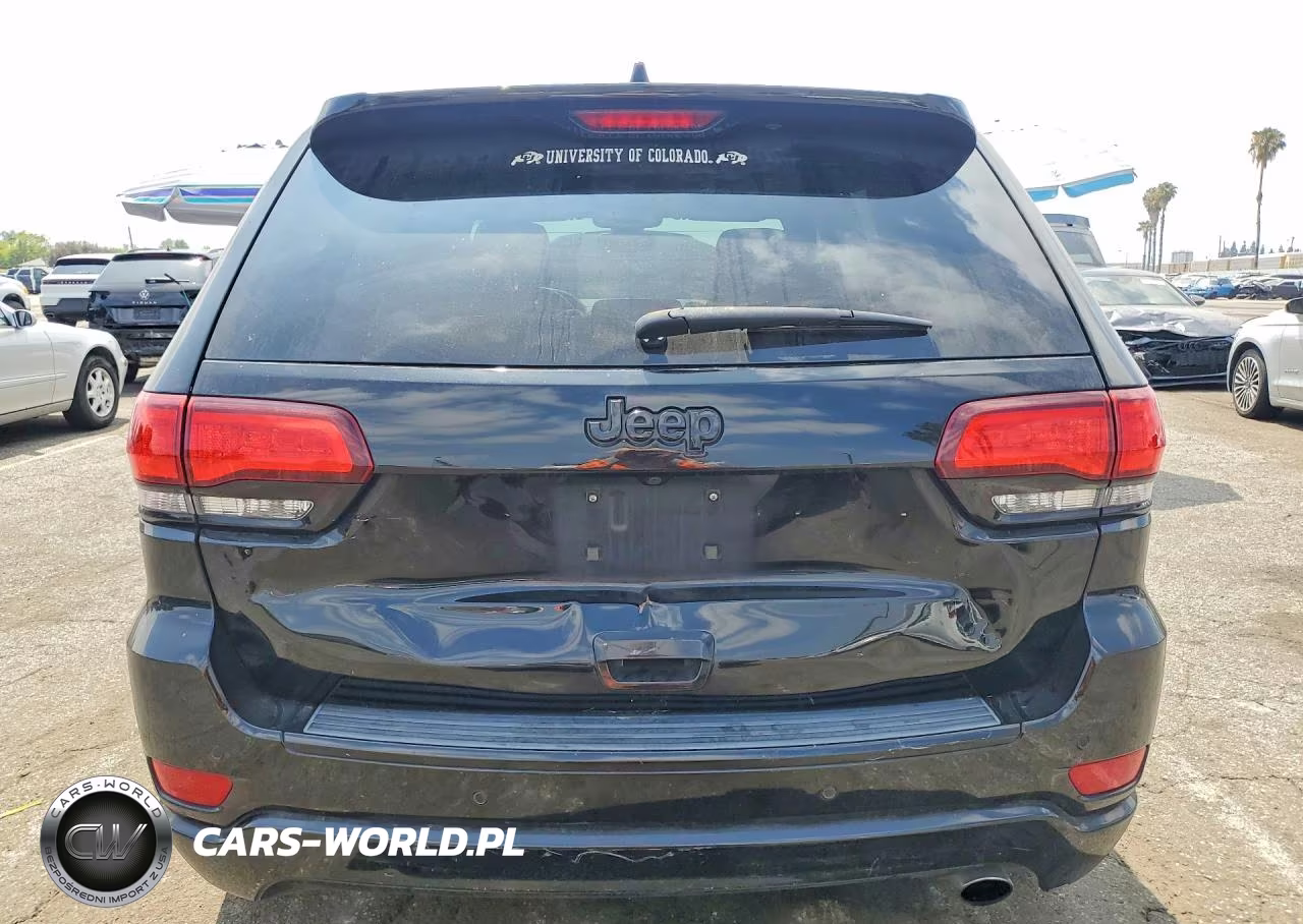 2017 Jeep Grand Cherokee Laredo VIN:1C4RJEAG8HC702199 - 6