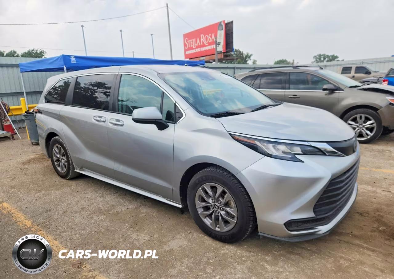 2022 Toyota Sienna Le VIN:5TDKSKFC3NS062416 - 4