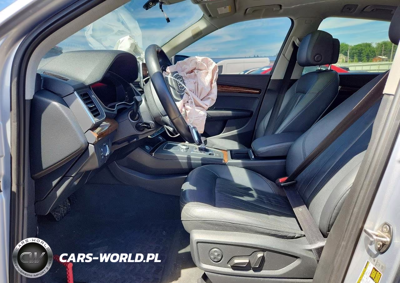 2018 Audi Q5 Premium Plus VIN:WA1BNAFY5J2010004 - 7