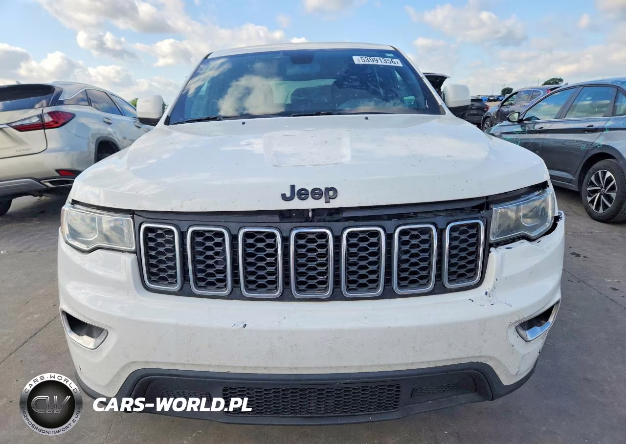 2018 Jeep Grand Cherokee Laredo VIN:1C4RJEAG2JC277651 - 5