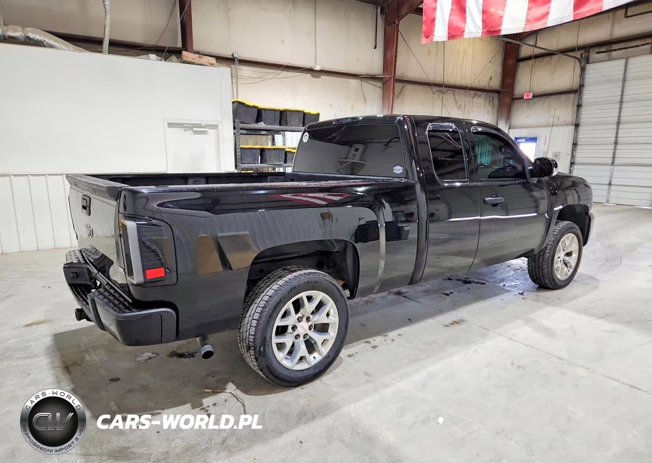 2007 Chevrolet Silverado C1500 VIN:2GCEC19C971619405 - 3