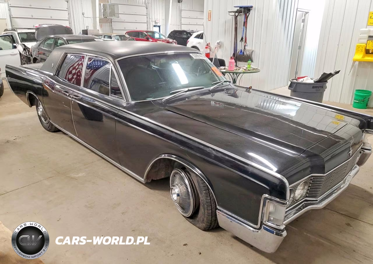 1968 Lincoln-Continental Continenta VIN:8Y82G810970 - 4