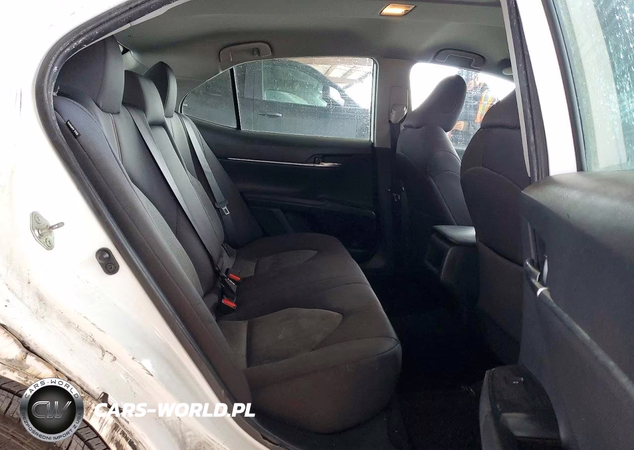 2020 Toyota Camry VIN:4T1C11AK7LU346071 - 11