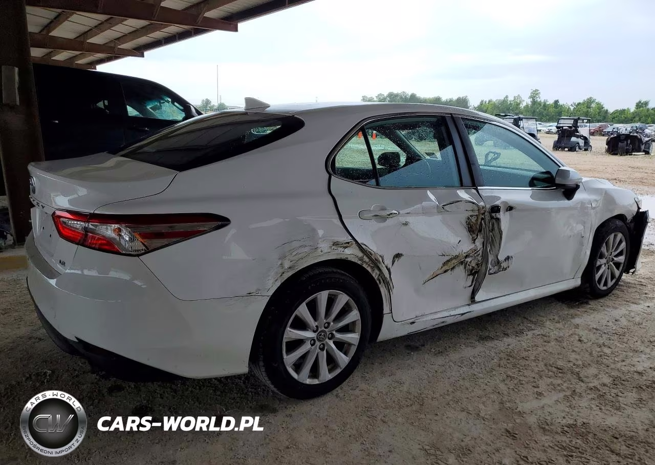 2020 Toyota Camry VIN:4T1C11AK7LU346071 - 3