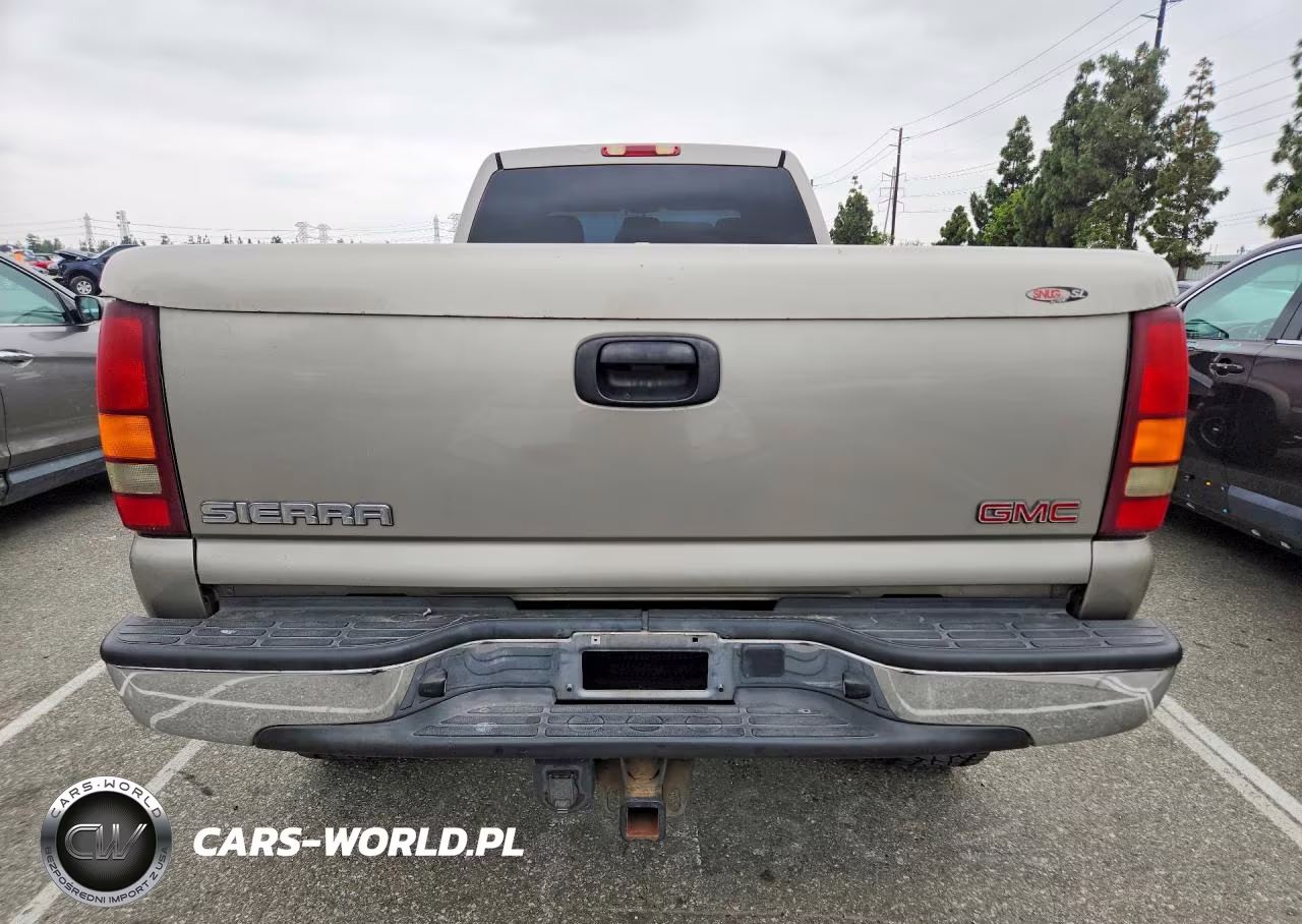 2003 GMC Sierra C2500 Heavy Duty VIN:1GTHC23173F155799 - 6