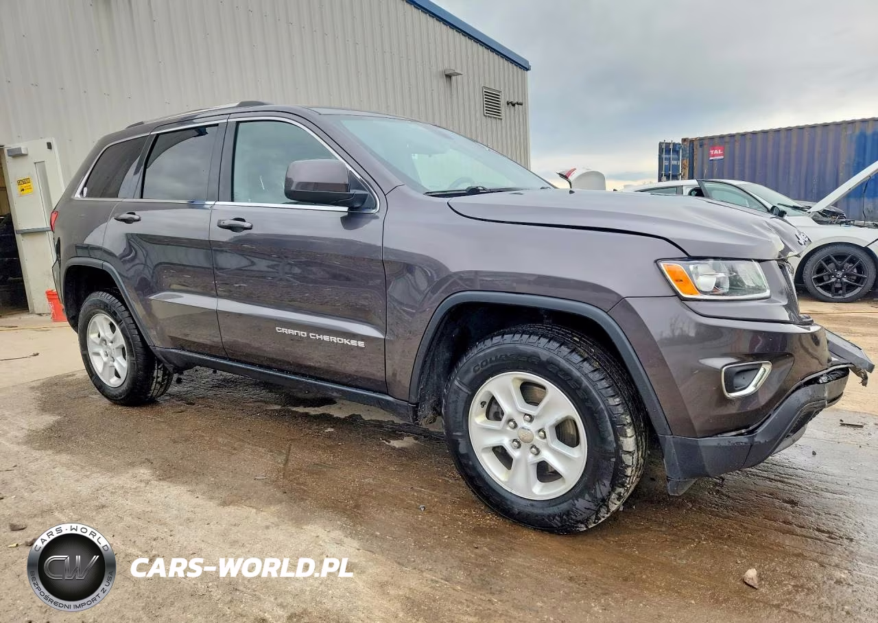 2015 Jeep Grand Cherokee Laredo VIN:1C4RJFAG1FC845093 - 4