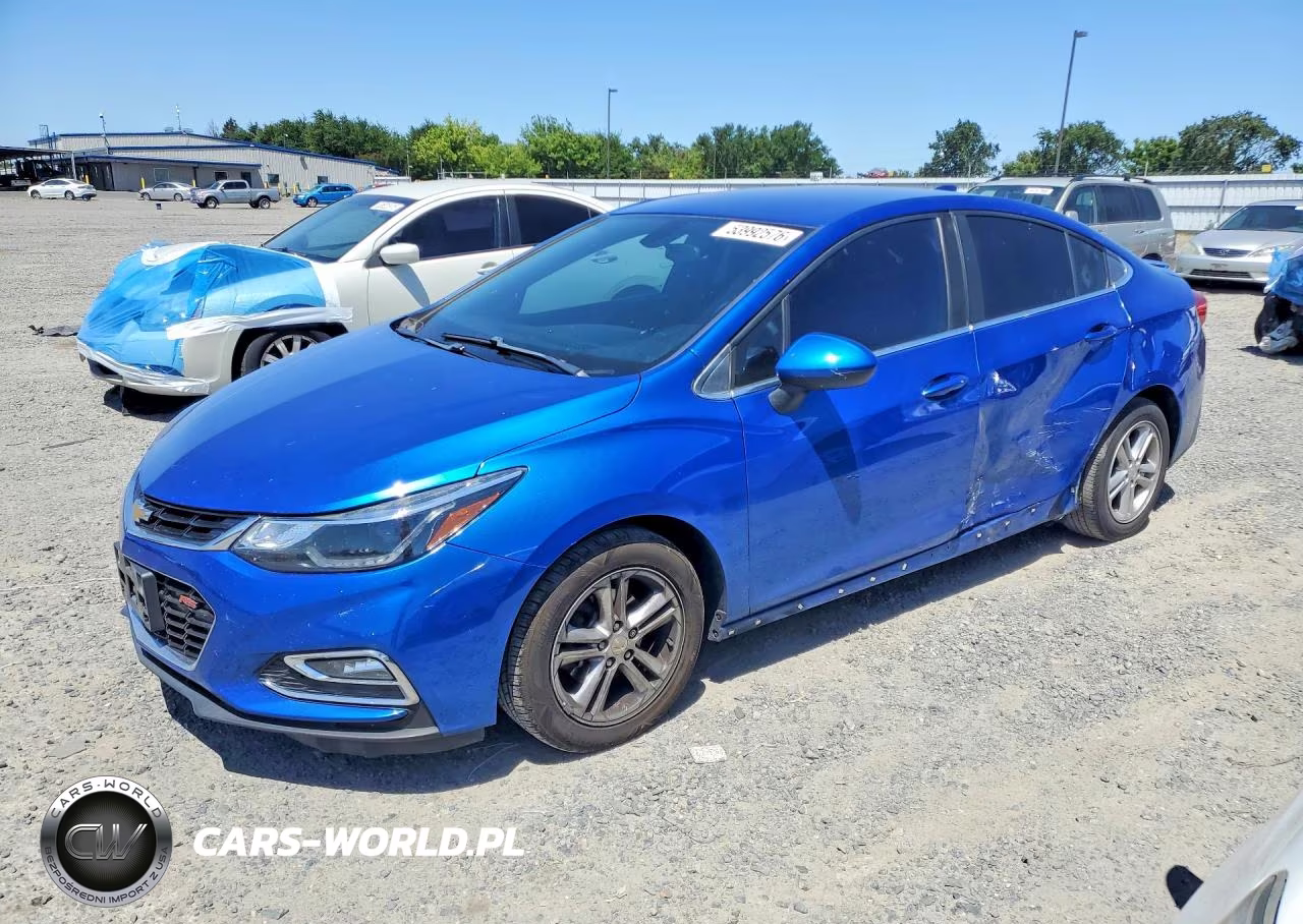 2017 Chevrolet Cruze Lt – zdjęcie 1 z 12