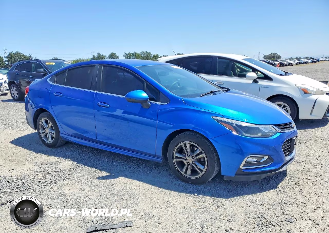 2017 Chevrolet Cruze Lt VIN:1G1BE5SM6H7210993 - 4