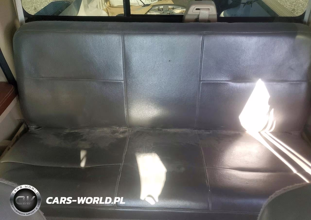 2010 Ford F350 Super Duty VIN:1FTWW3DR6AEA74112 - 10