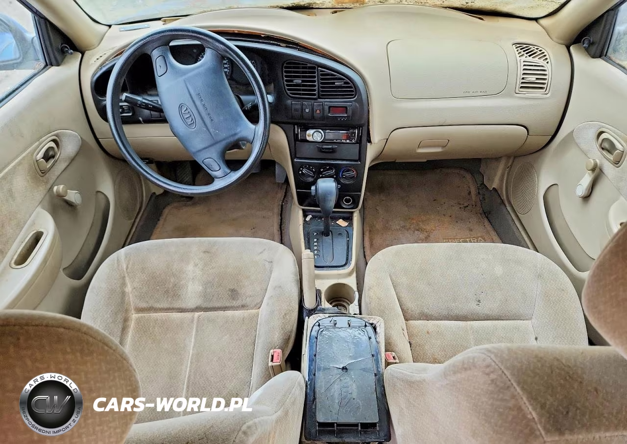 2002 Kia Spectra Base VIN:KNAFB121525117396 - 8