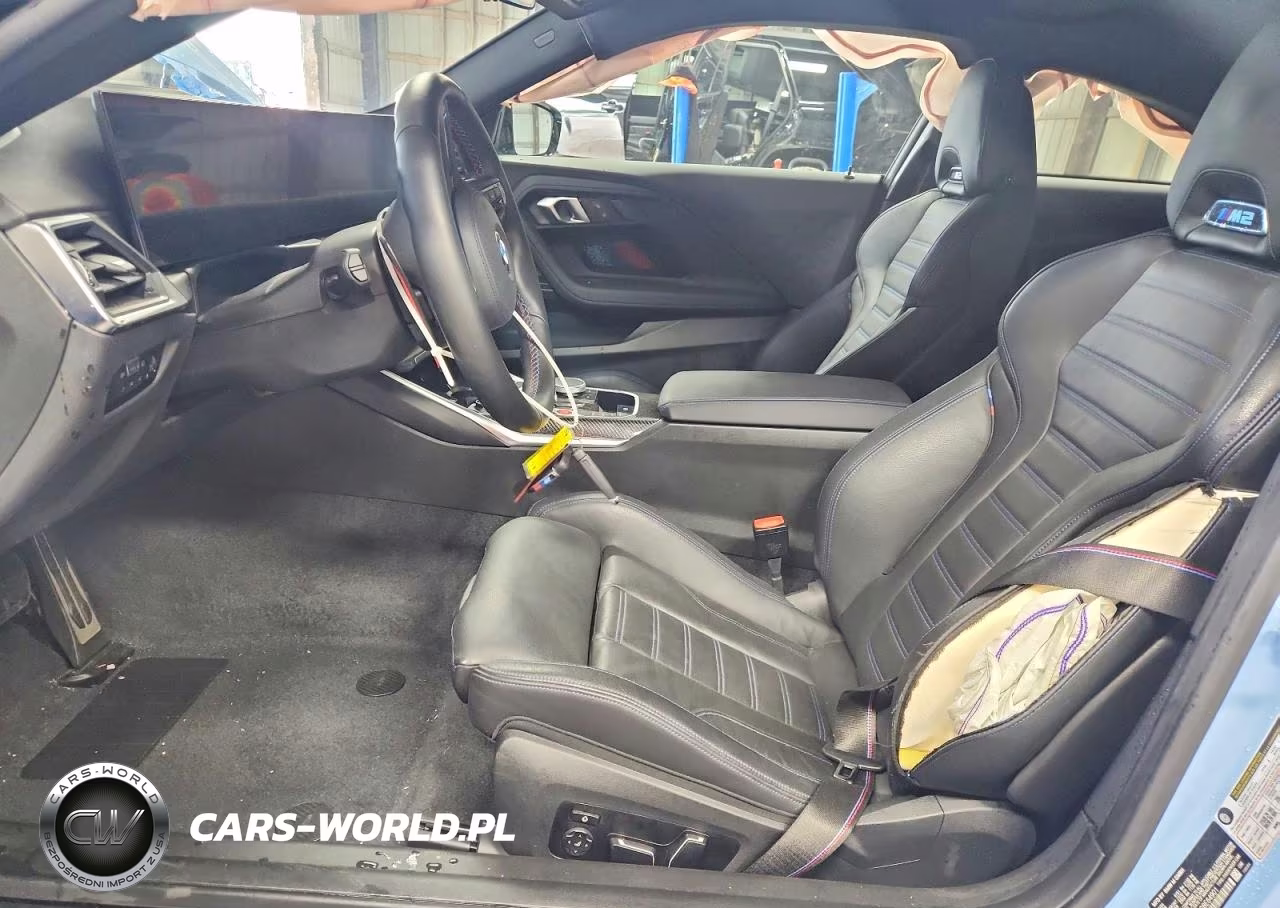 2024 BMW M2 VIN:3MF13DM03R8E64901 - 7