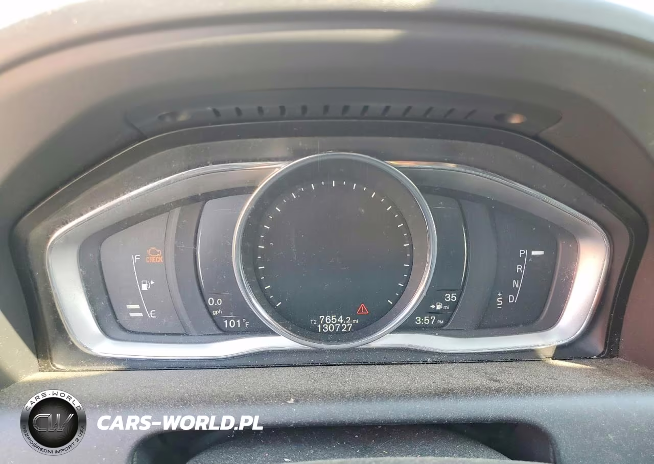 2017 Volvo Xc60 T5 Dynamic VIN:YV440MDR7H2222680 - 9
