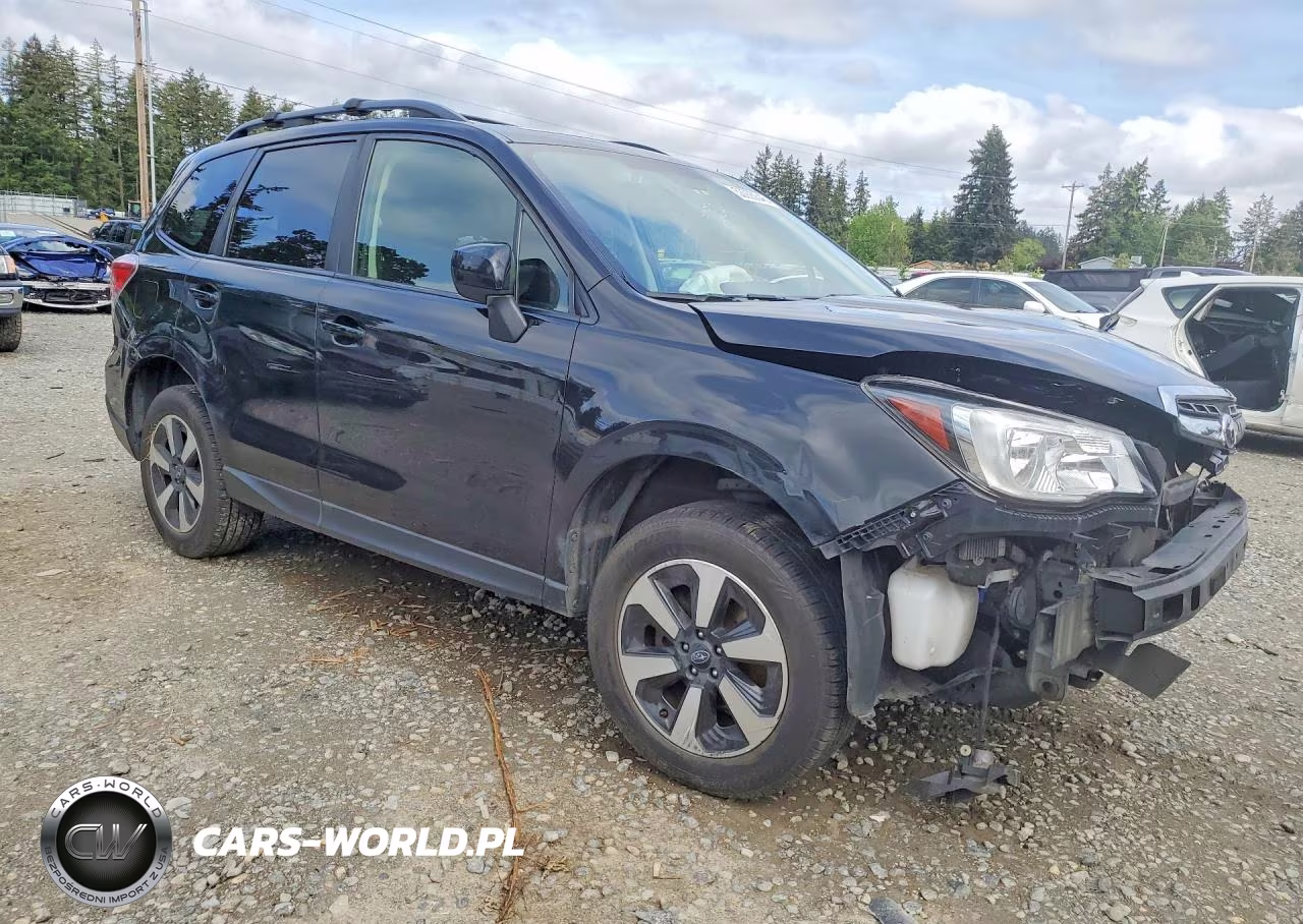 2018 Subaru Forester 2.5I Premium VIN:JF2SJAGC5JH512983 - 4