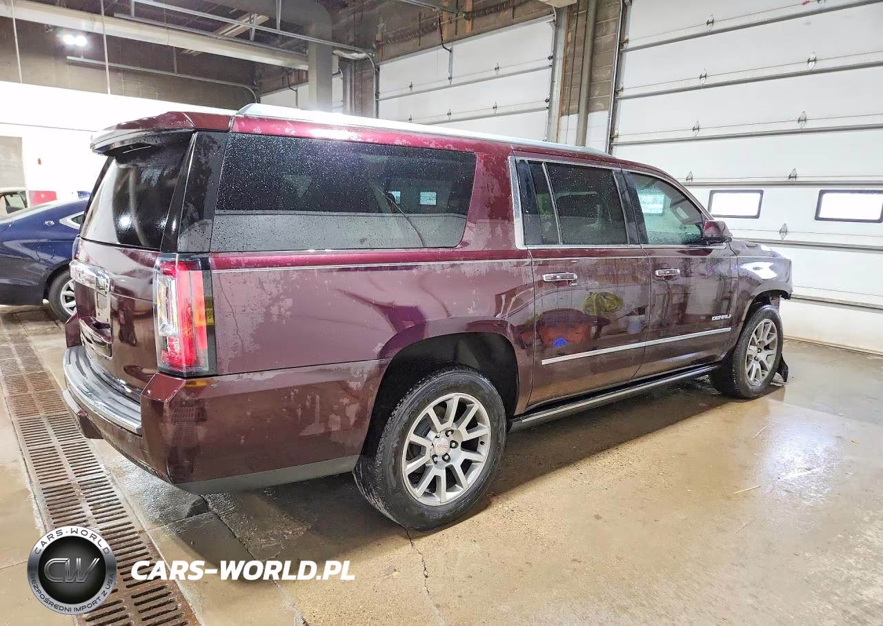 2017 GMC Yukon Xl Denali VIN:1GKS1HKJ7HR284717 - 3