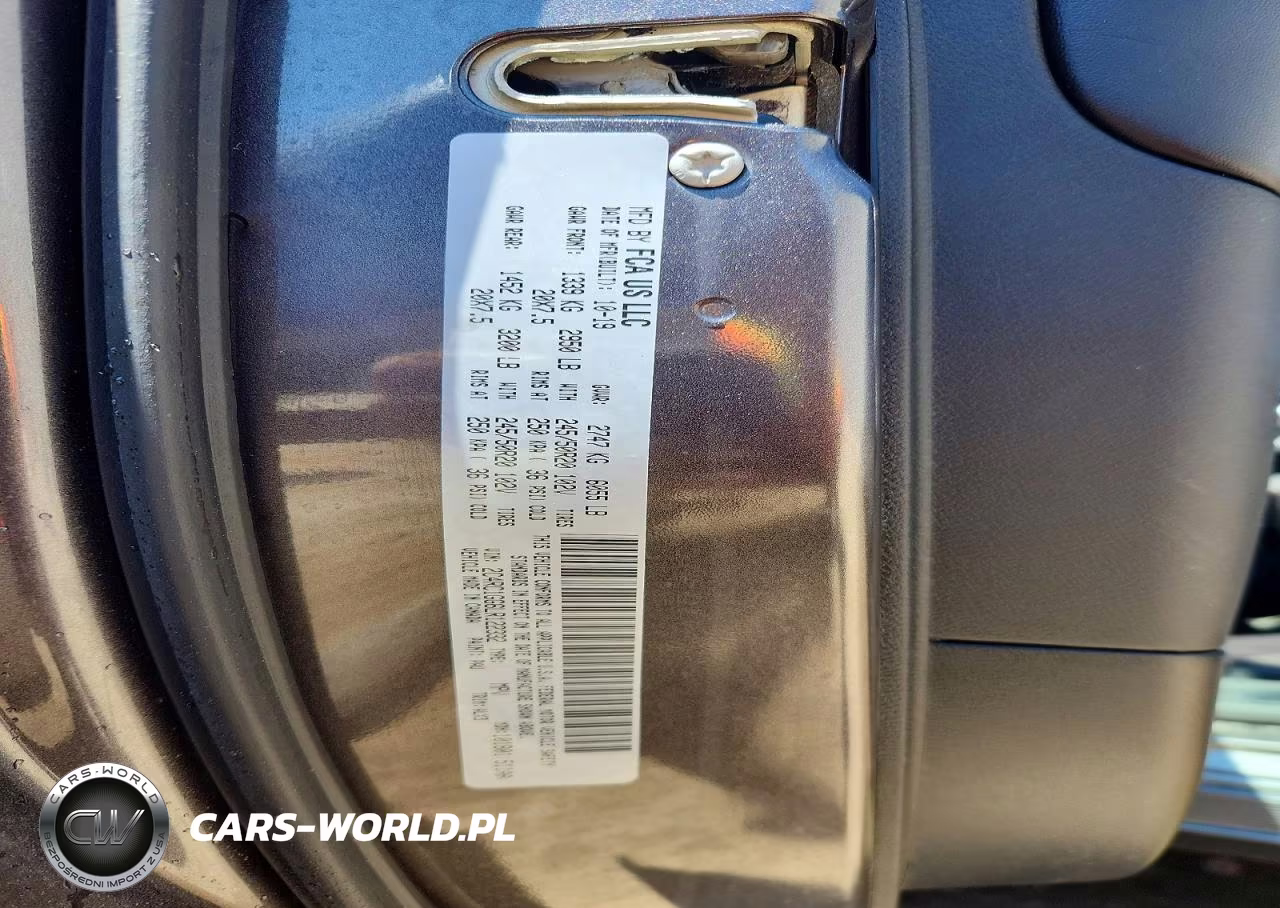 2020 Chrysler Pacifica Limited VIN:2C4RC1GG6LR122332 - 13