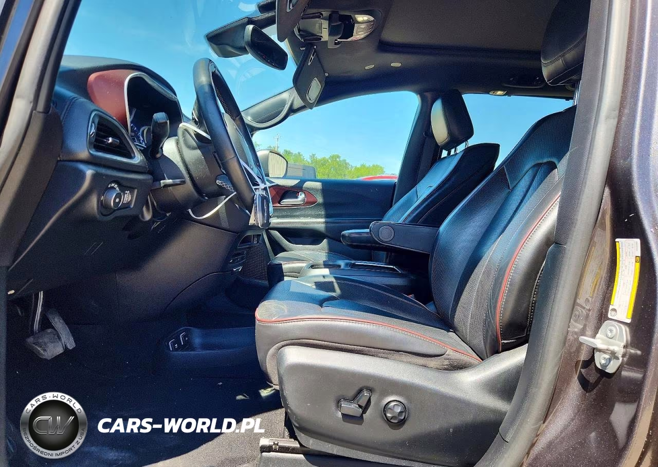 2020 Chrysler Pacifica Limited VIN:2C4RC1GG6LR122332 - 7