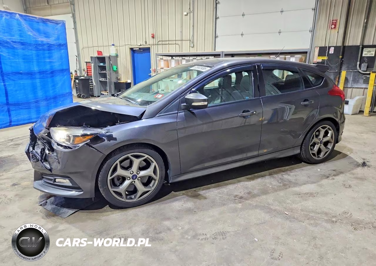 2015 Ford Focus St – zdjęcie 1 z 13
