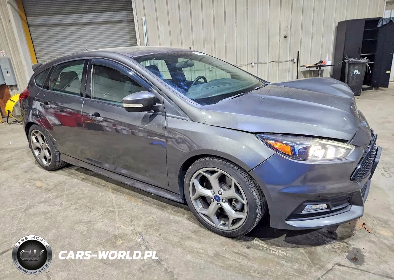2015 Ford Focus St VIN:1FADP3L92FL353104 - 4