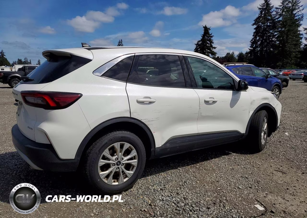 2023 Ford Escape Active VIN:1FMCU9GN0PUB05885 - 3