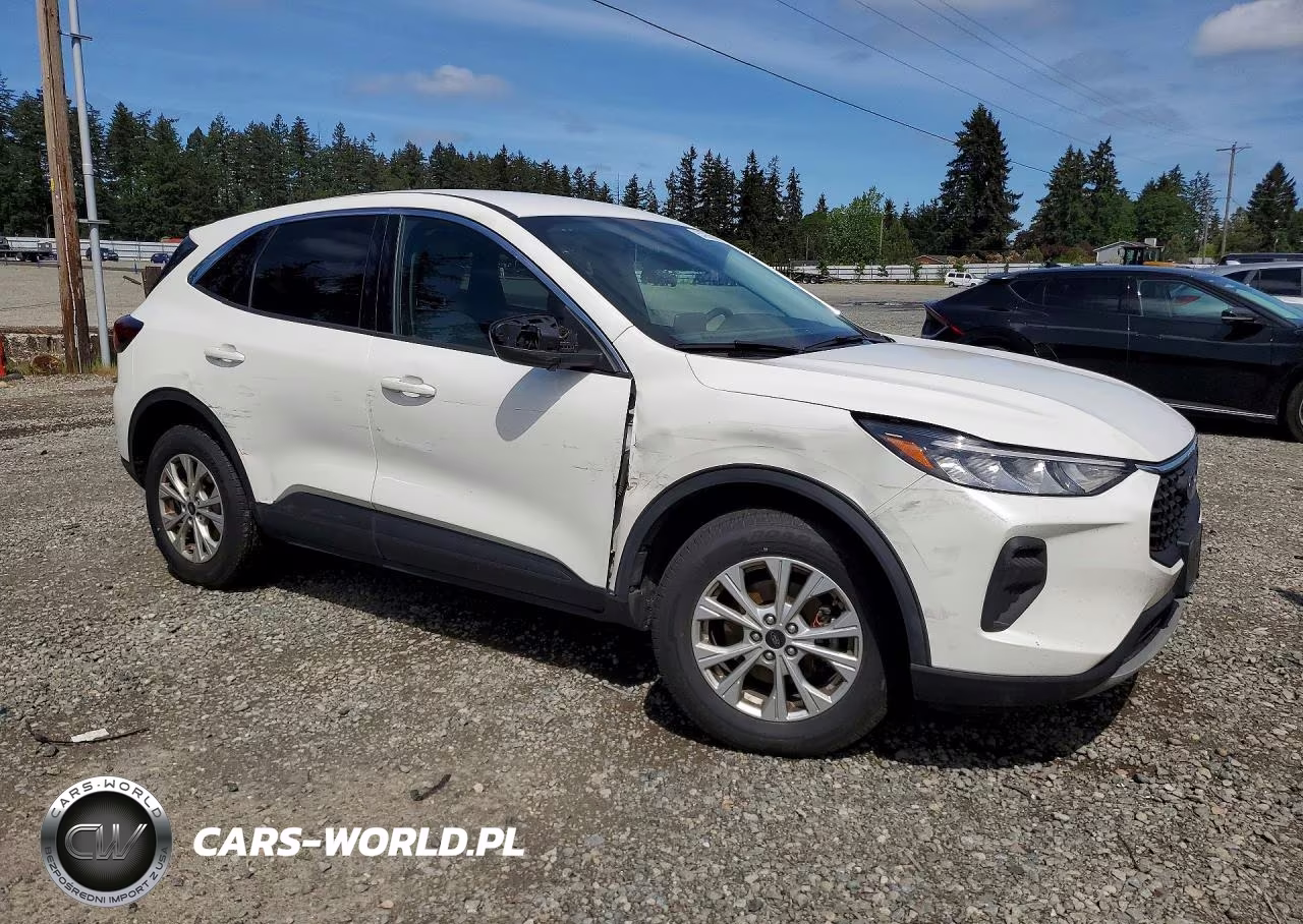 2023 Ford Escape Active VIN:1FMCU9GN0PUB05885 - 4