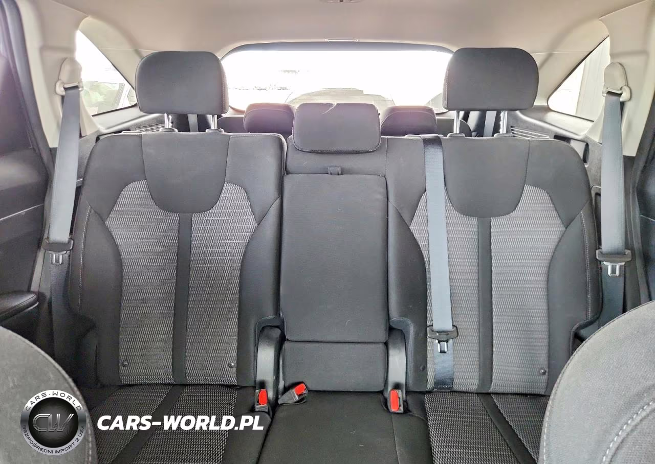 2023 Kia Sorento Lx VIN:5XYRG4LC0PG189916 - 10