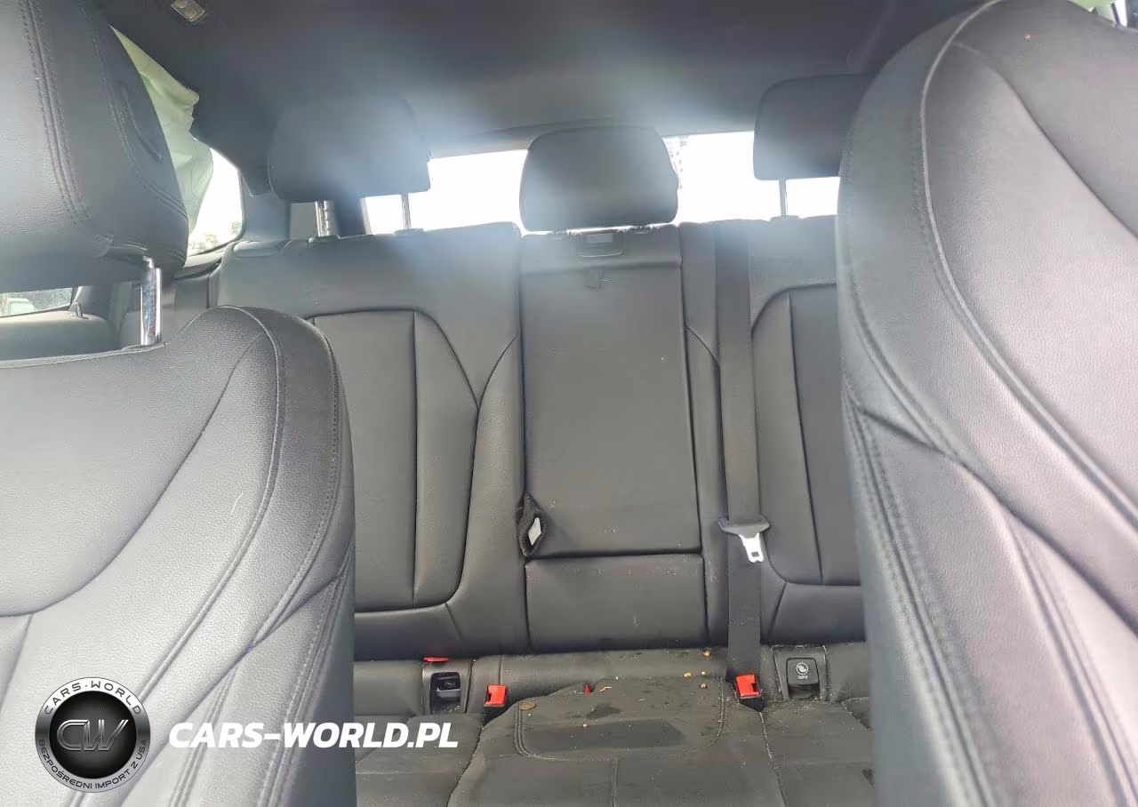 2019 BMW X3 xDrive30I VIN:5UXTR9C57KLR03728 - 10