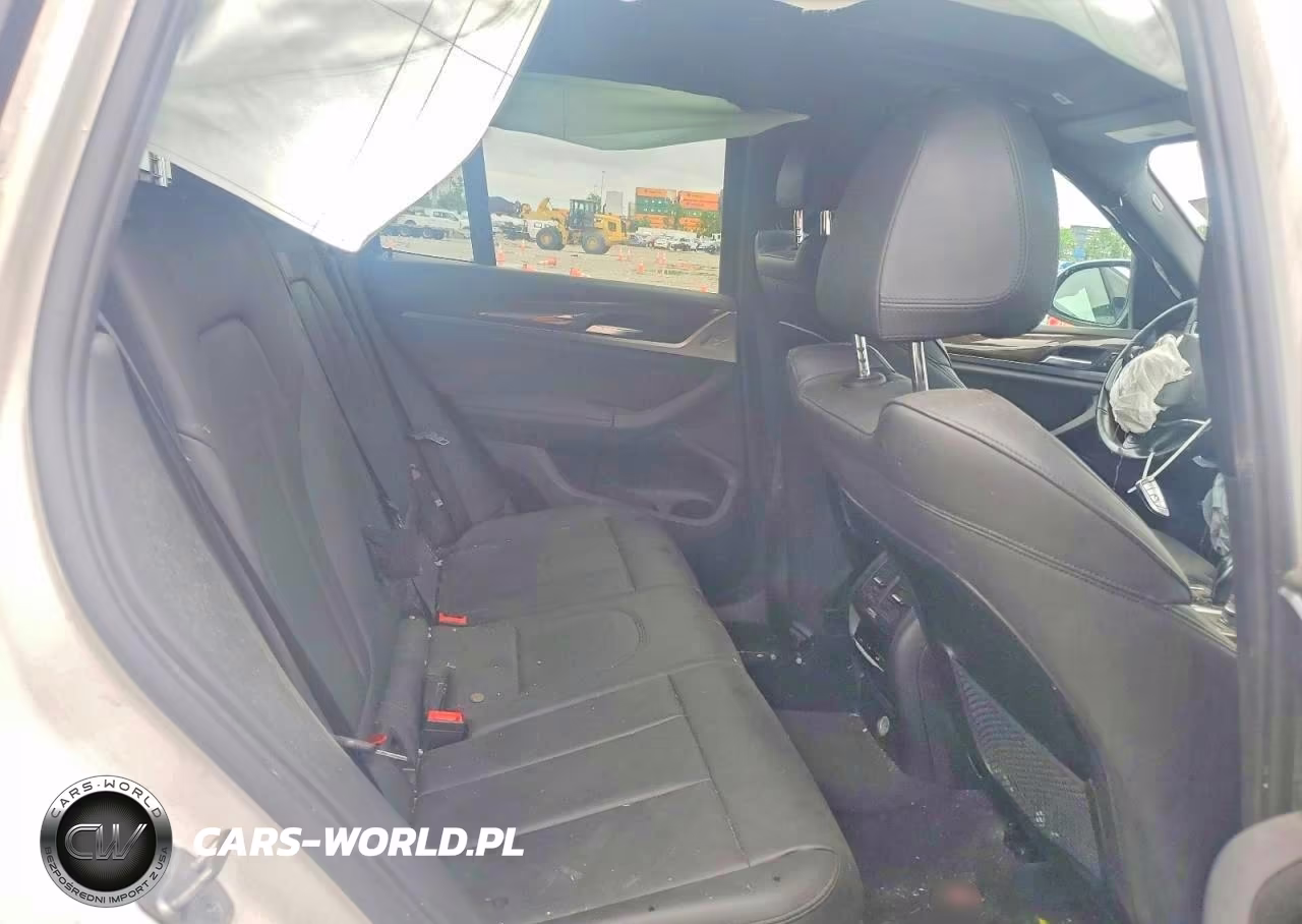 2019 BMW X3 xDrive30I VIN:5UXTR9C57KLR03728 - 11