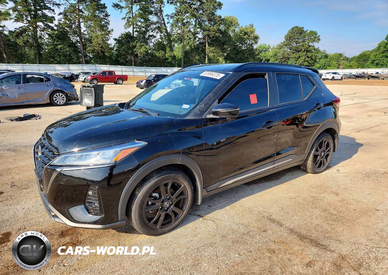 2023 Nissan Kicks Sr – zdjęcie 1 z 12