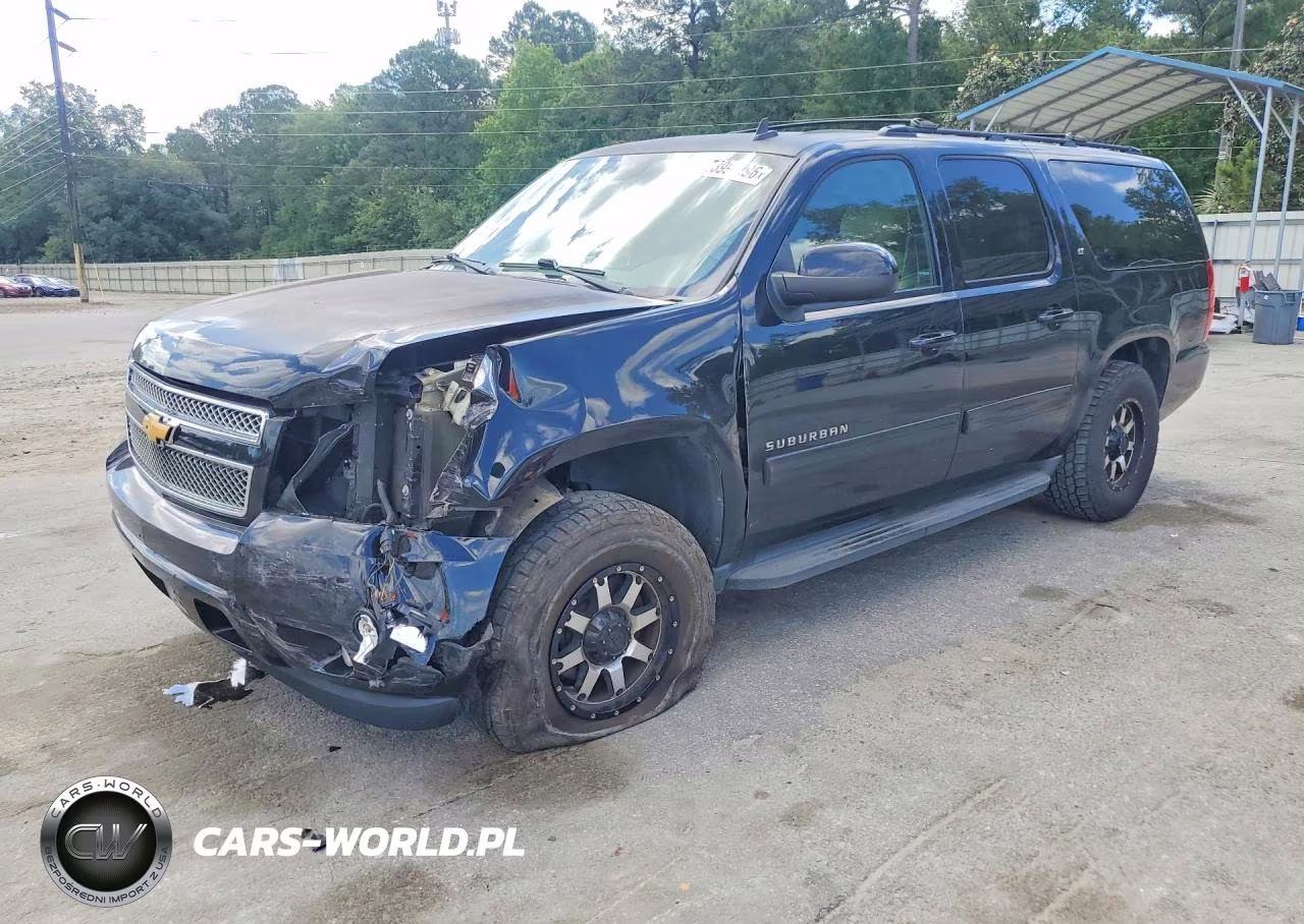 2014 Chevrolet Suburban C1500 Lt