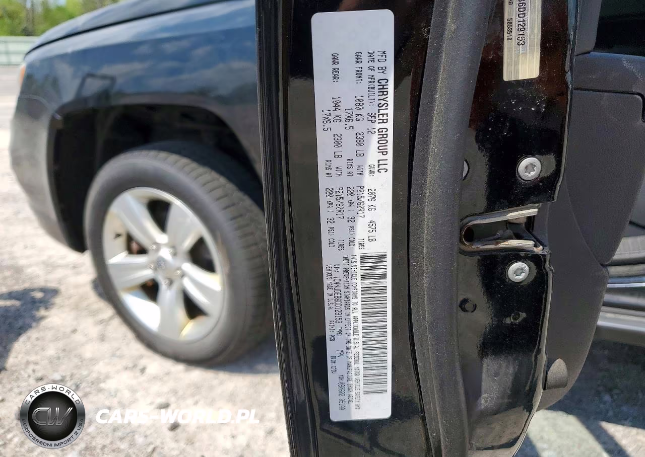 2013 Jeep Cher Lared VIN:1C4NJDEB6DD129153 - 13