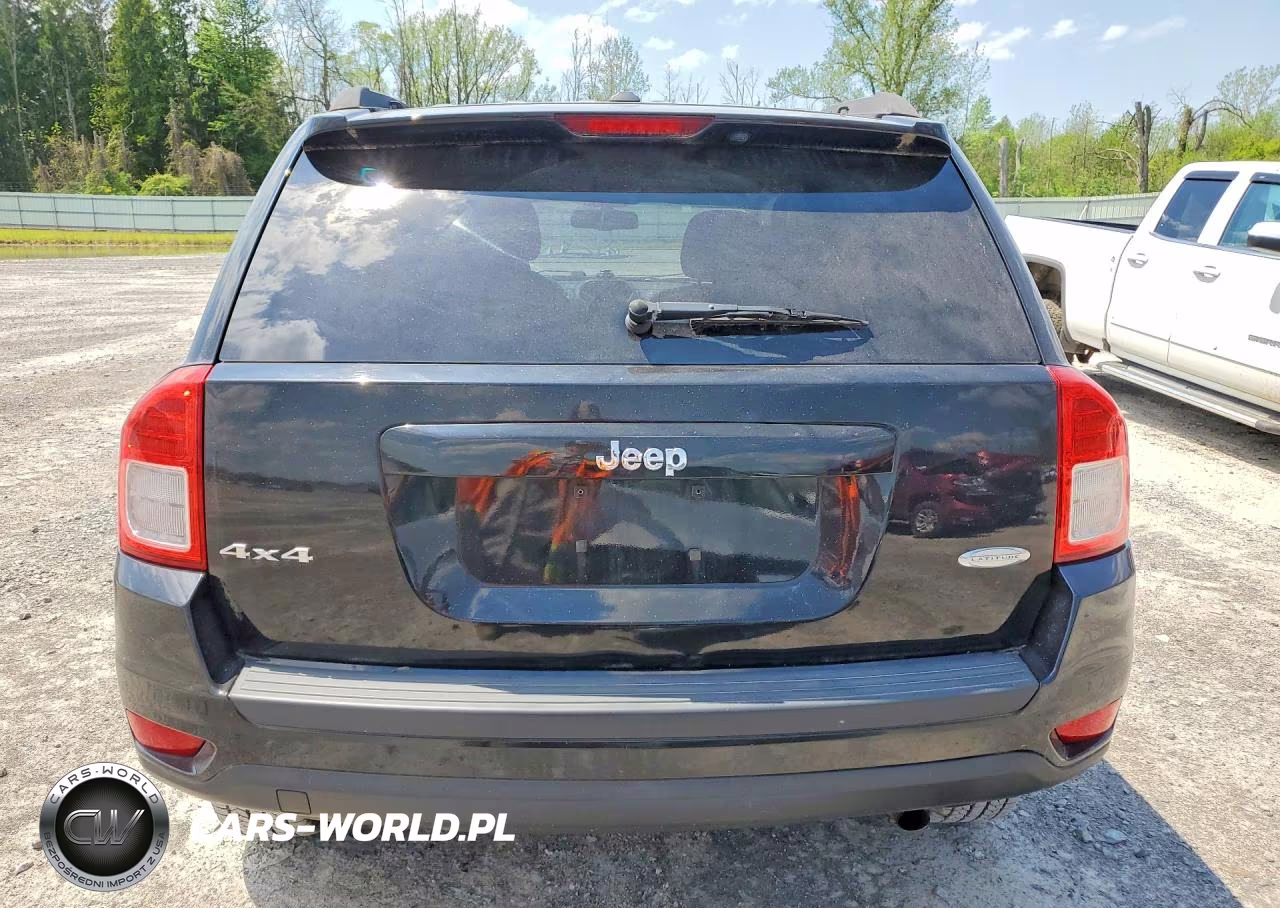 2013 Jeep Cher Lared VIN:1C4NJDEB6DD129153 - 6