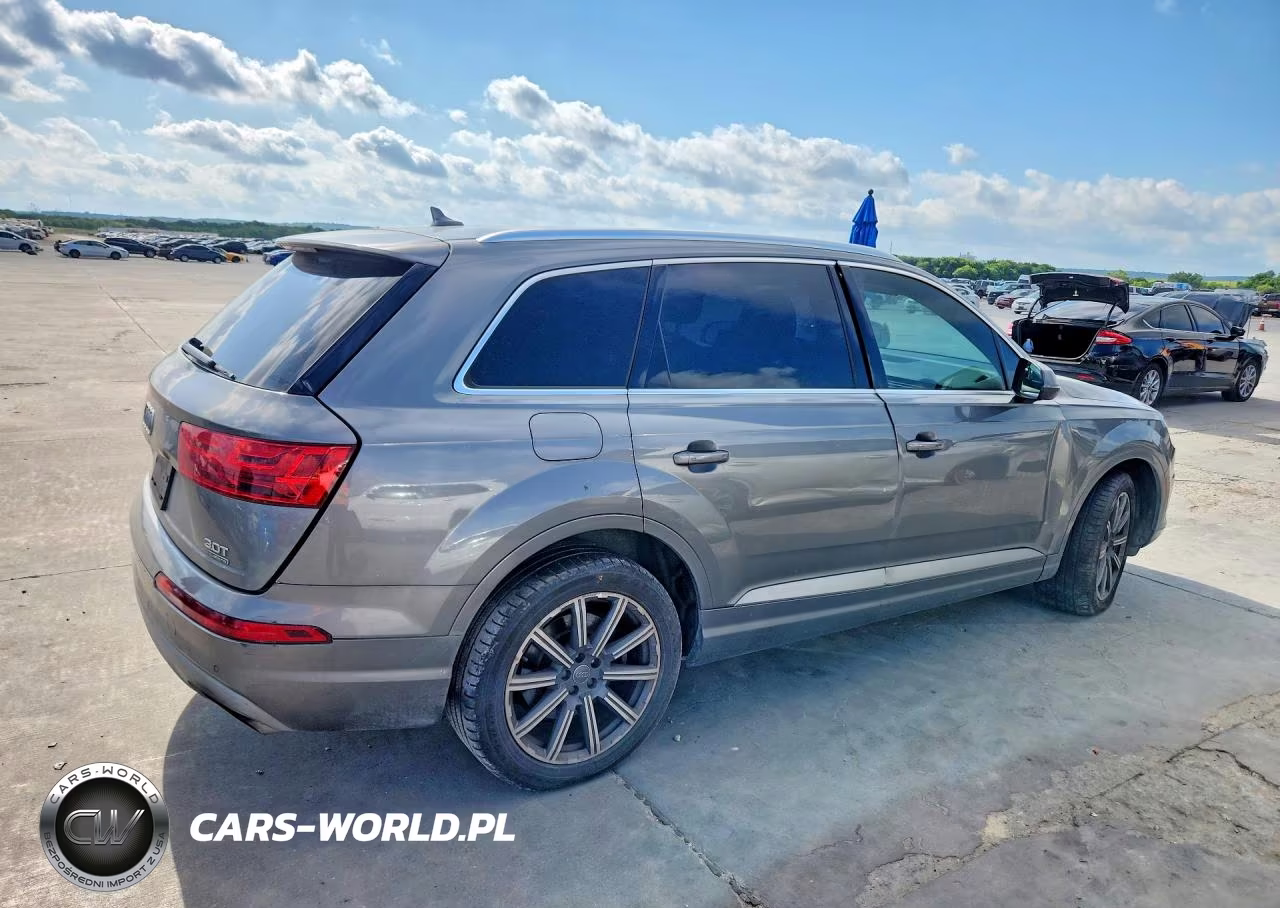 2017 Audi Q7 Premium VIN:WA1AAAF74HD023498 - 3