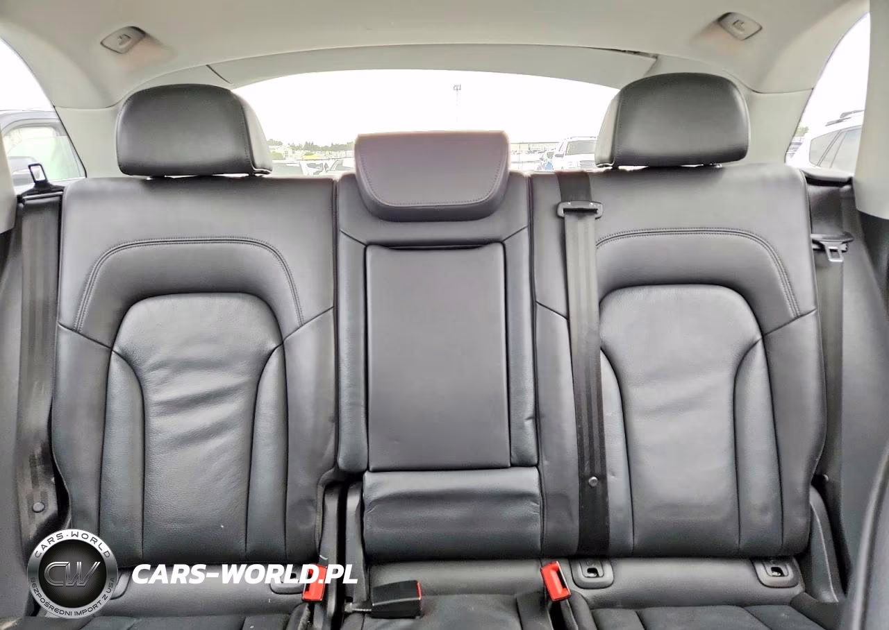 2015 Audi Q5 Premium VIN:WA1LFAFP4FA070880 - 10