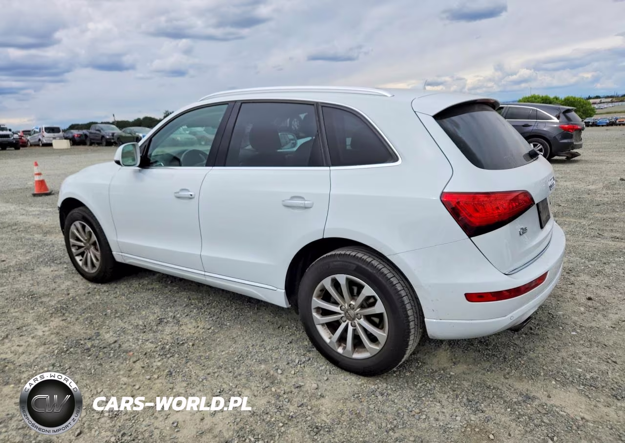 2015 Audi Q5 Premium VIN:WA1LFAFP4FA070880 - 2